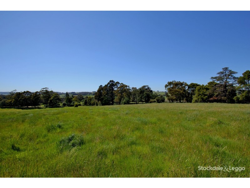 15 Wightmans Road, Leongatha North VIC 3953