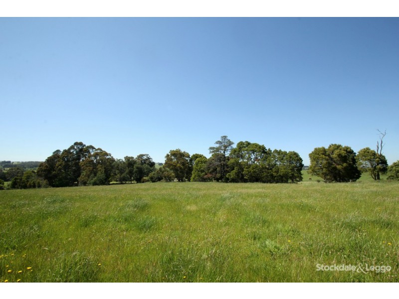 15 Wightmans Road, Leongatha North VIC 3953