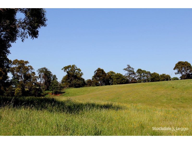 15 Wightmans Road, Leongatha North VIC 3953