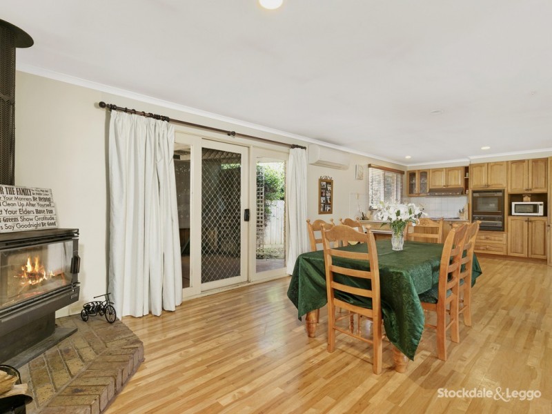 24 Chamberlain Drive, Leongatha VIC 3953