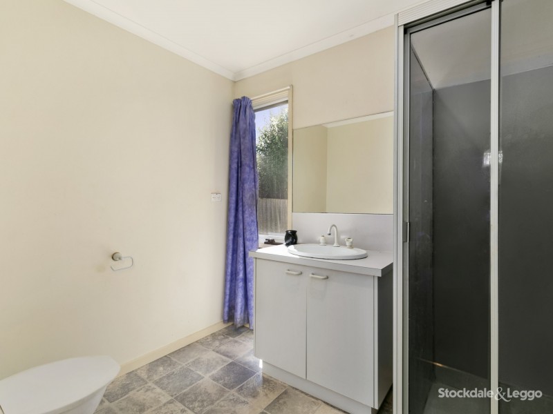 24 Chamberlain Drive, Leongatha VIC 3953