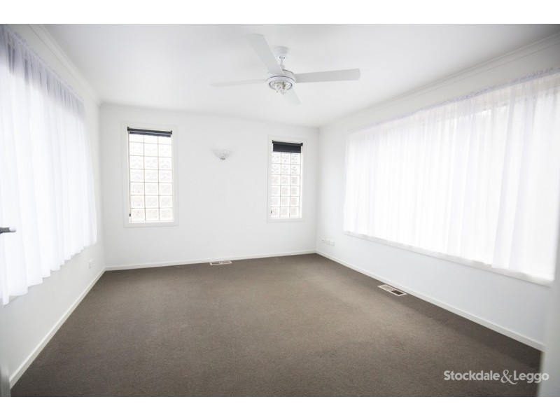 21 Chamberlain Drive, Leongatha VIC 3953