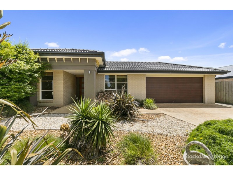 27 Eccles Way, Leongatha VIC 3953