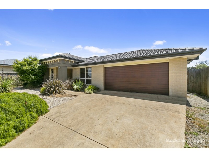 27 Eccles Way, Leongatha VIC 3953