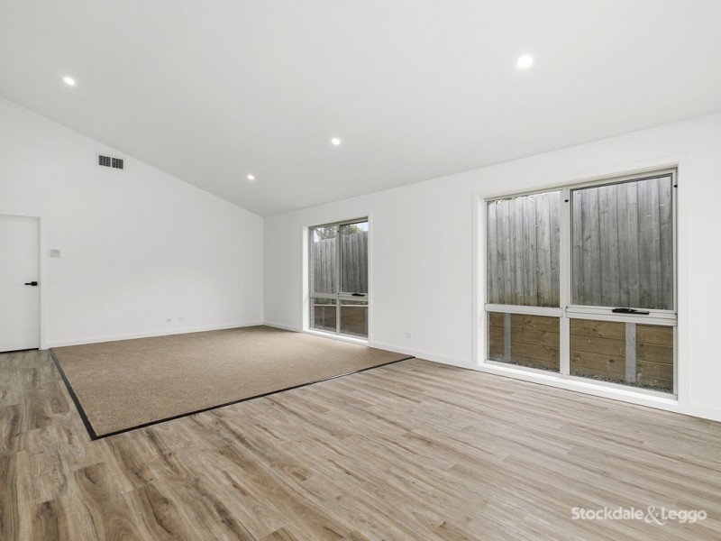 5 Fox Grove, Korumburra VIC 3950