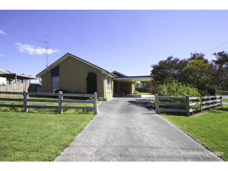 2 Royston Street, Meeniyan VIC 3956