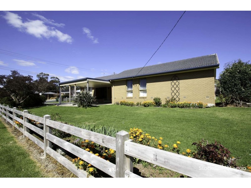 2 Royston Street, Meeniyan VIC 3956