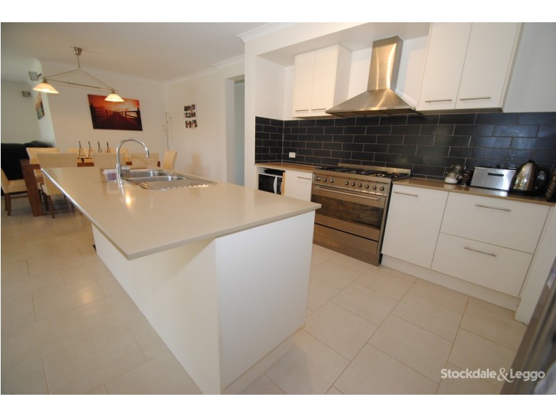 8 Darleen Court, Leongatha VIC 3953