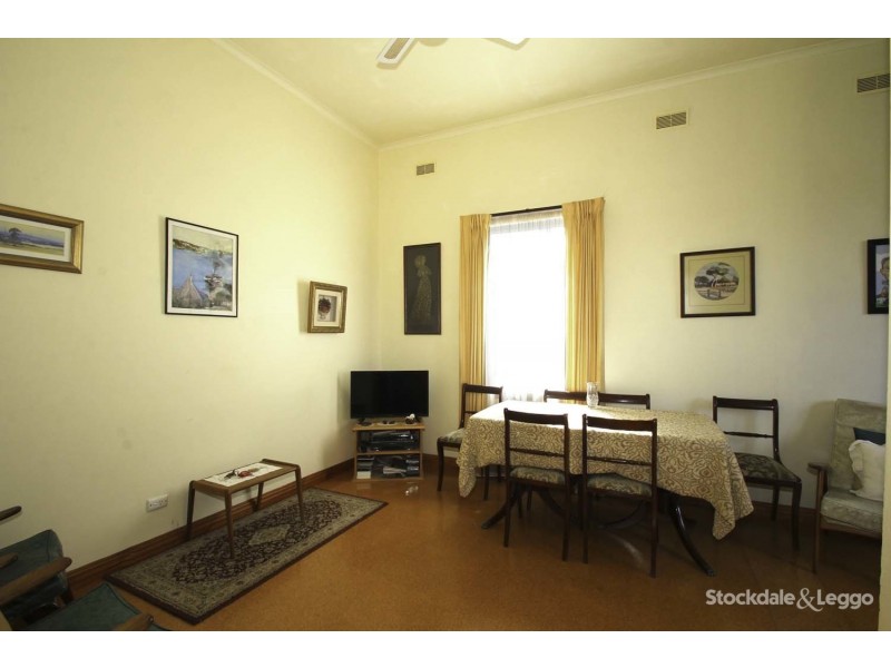 37 Bent Street, Leongatha VIC 3953