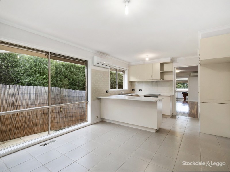 9 Laura Grove, Leongatha VIC 3953
