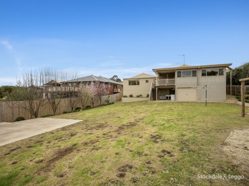 9 Laura Grove, Leongatha VIC 3953