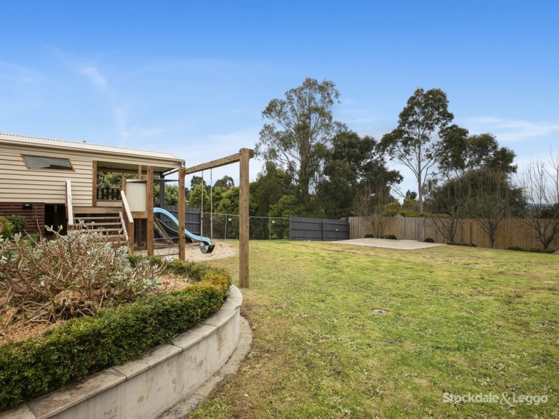 9 Laura Grove, Leongatha VIC 3953