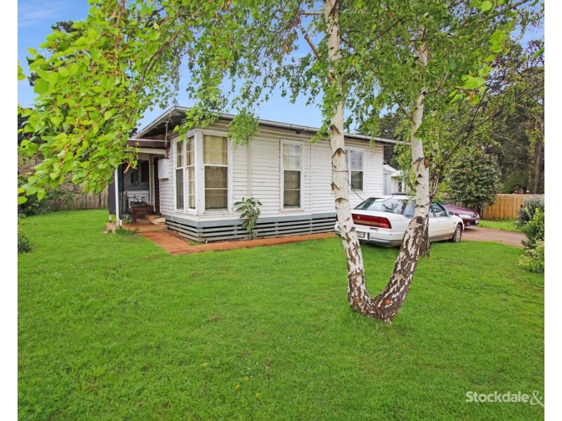 6 Long Street, Leongatha VIC 3953