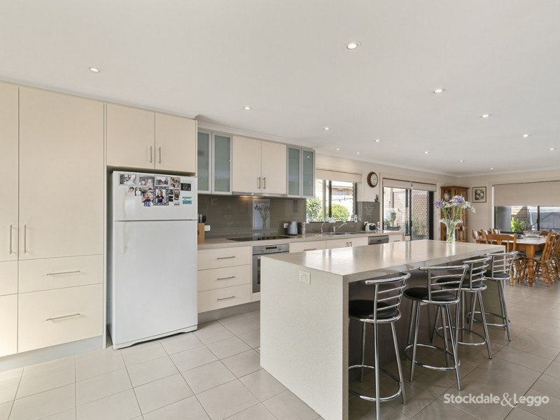 12 Greenwood Parade, Leongatha VIC 3953