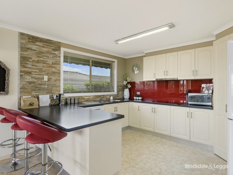 11 Norview Drive, Leongatha VIC 3953