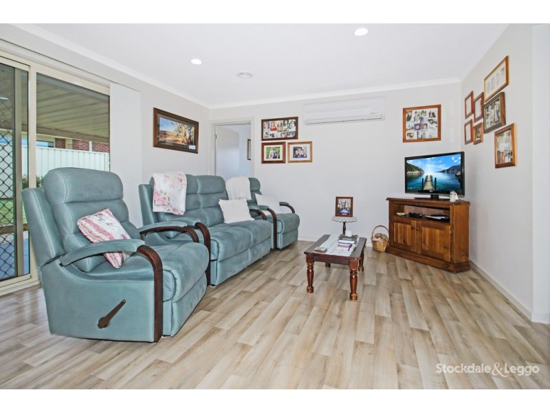 17 Carr Avenue, Leongatha VIC 3953