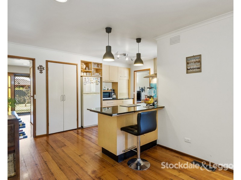 8 Joel Court, Leongatha VIC 3953