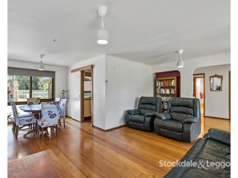 8 Joel Court, Leongatha VIC 3953