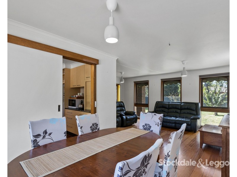 8 Joel Court, Leongatha VIC 3953