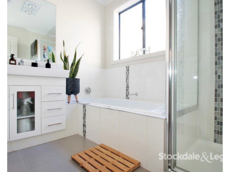 13 Vale Court, Leongatha VIC 3953