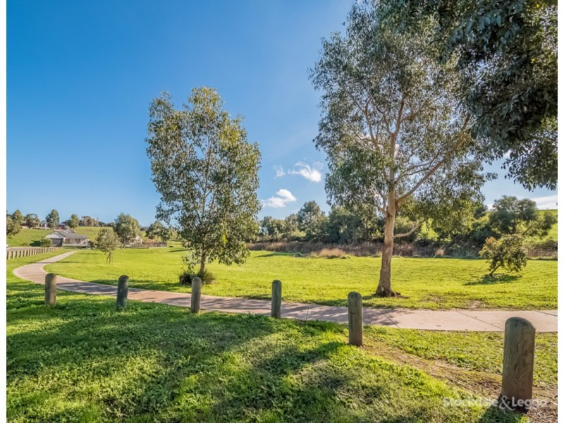 36 Royal Place, Leongatha VIC 3953
