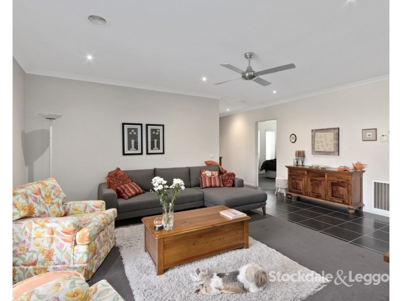 9 Floraston Drive, Leongatha VIC 3953