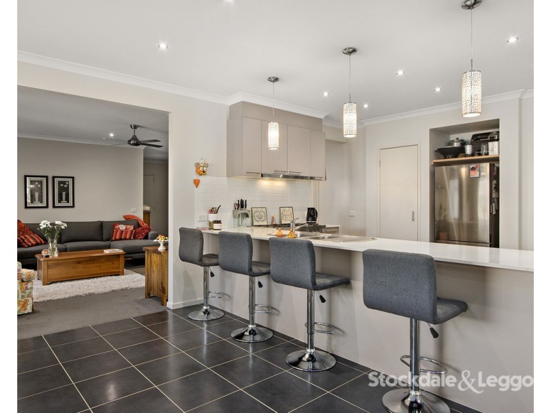 9 Floraston Drive, Leongatha VIC 3953