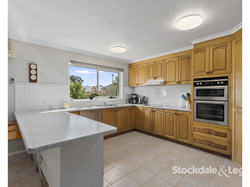 4 Clinton Court, Leongatha VIC 3953