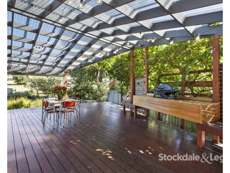 4 Clinton Court, Leongatha VIC 3953