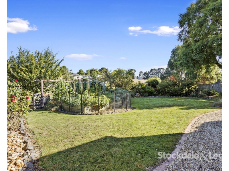 4 Clinton Court, Leongatha VIC 3953