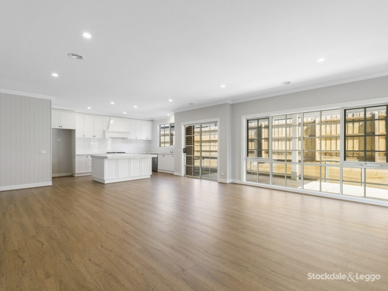 8 Carla Crescent, Korumburra VIC 3950