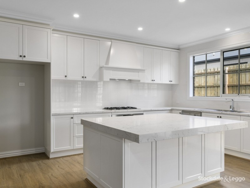 8 Carla Crescent, Korumburra VIC 3950