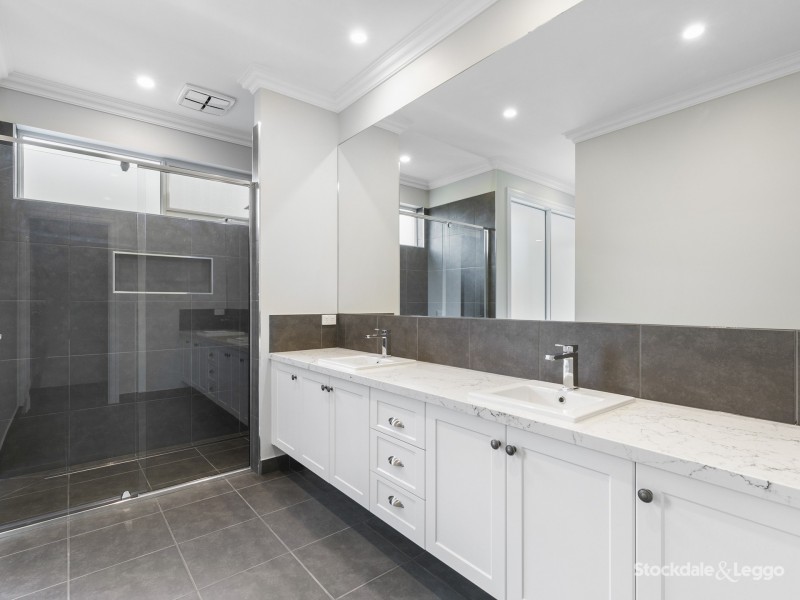 8 Carla Crescent, Korumburra VIC 3950