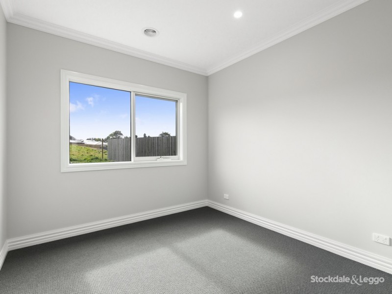 8 Carla Crescent, Korumburra VIC 3950