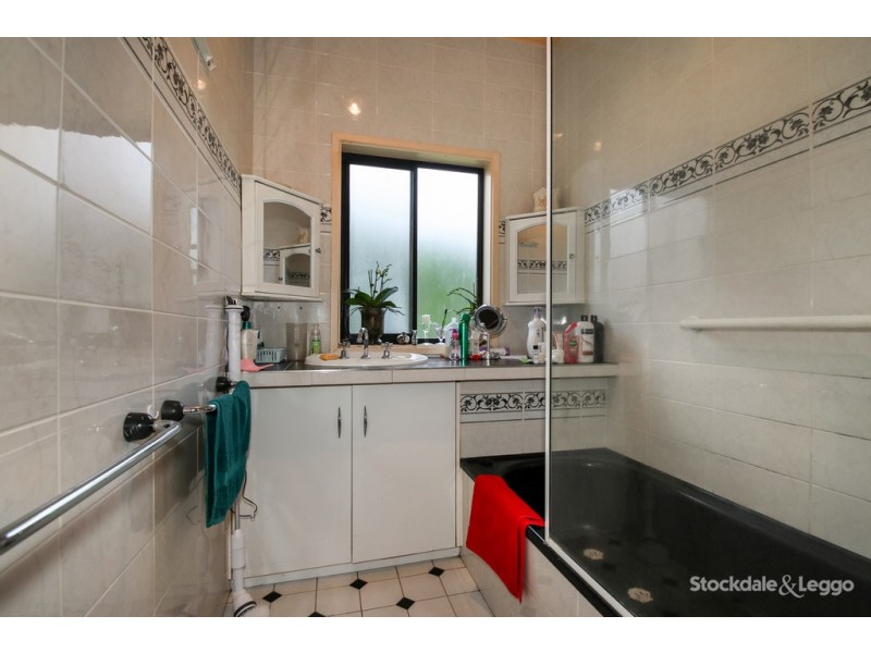 7 Commonwealth Avenue, Korumburra VIC 3950