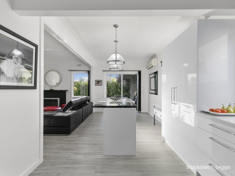 19 Blackmore Avenue, Leongatha VIC 3953