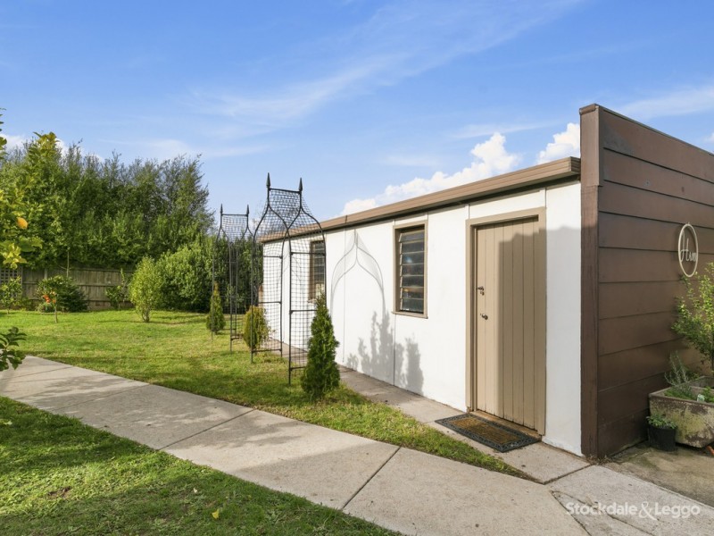 19 Blackmore Avenue, Leongatha VIC 3953