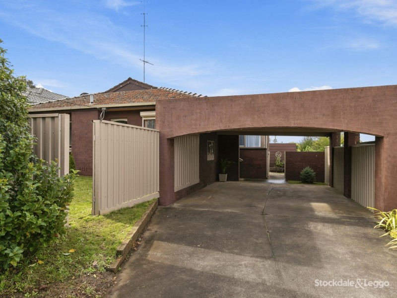 19 Blackmore Avenue, Leongatha VIC 3953