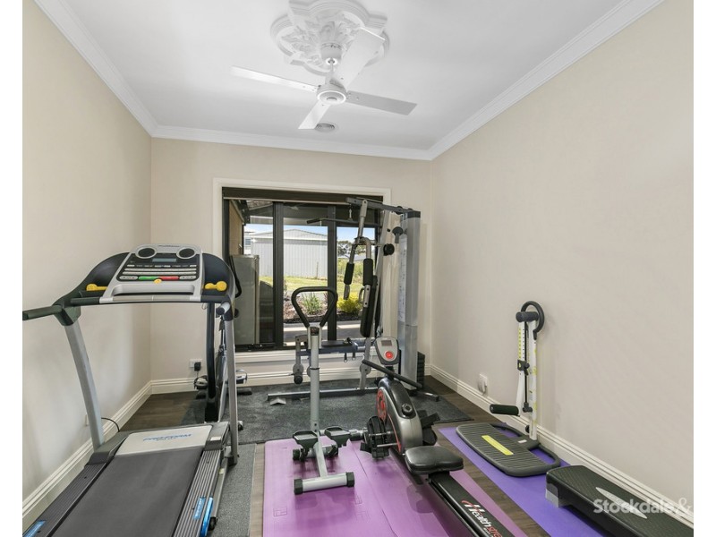 52 Carr Avenue, Leongatha VIC 3953