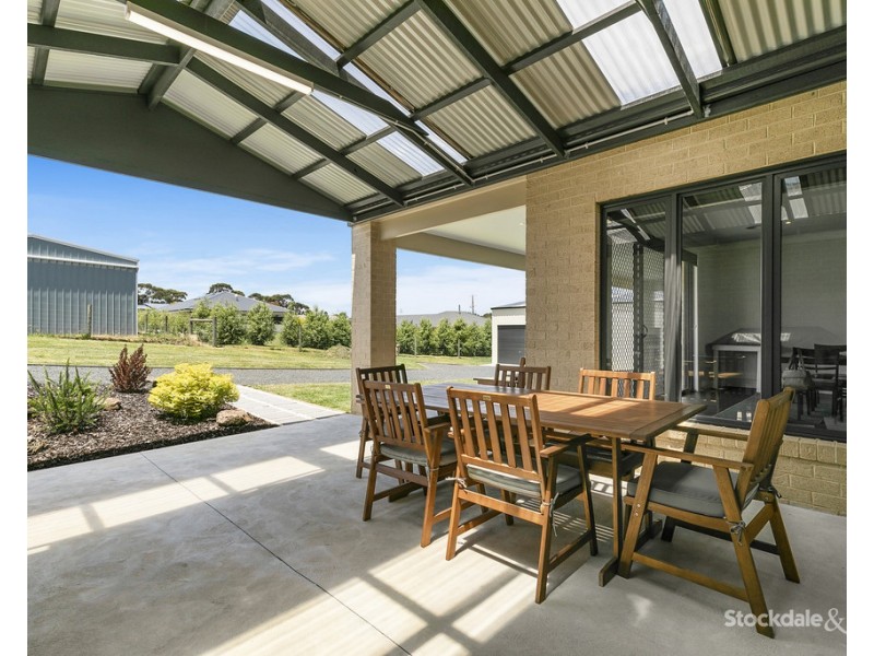 52 Carr Avenue, Leongatha VIC 3953