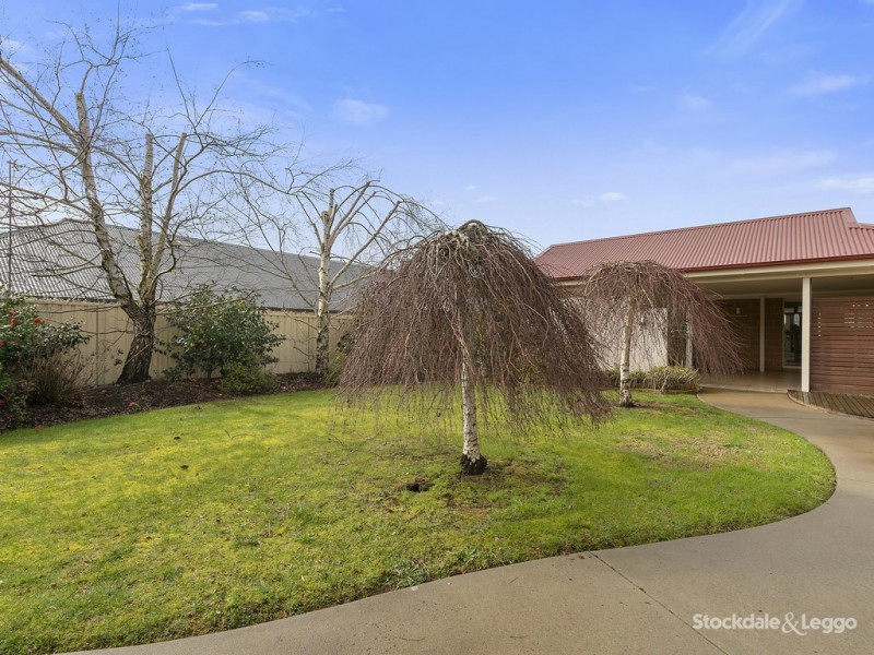 6 Carr Avenue, Leongatha VIC 3953