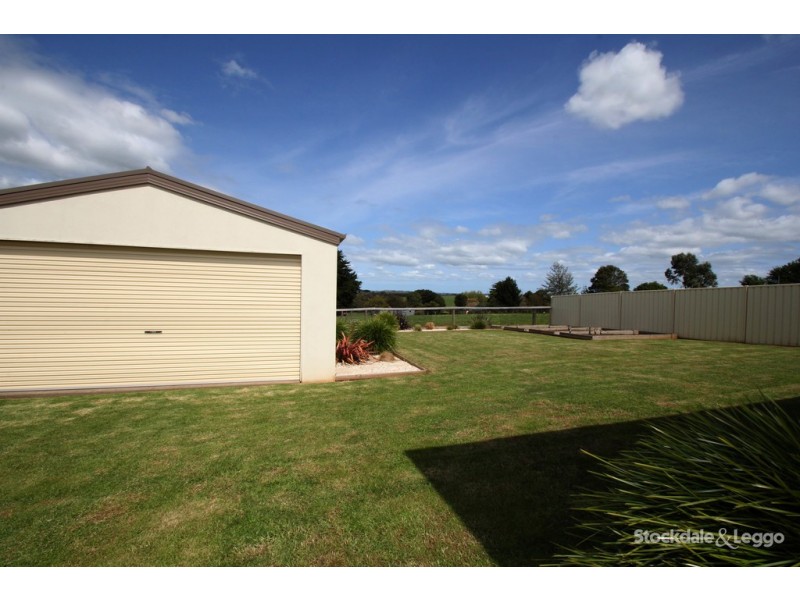 18 Parkside Close, Leongatha VIC 3953