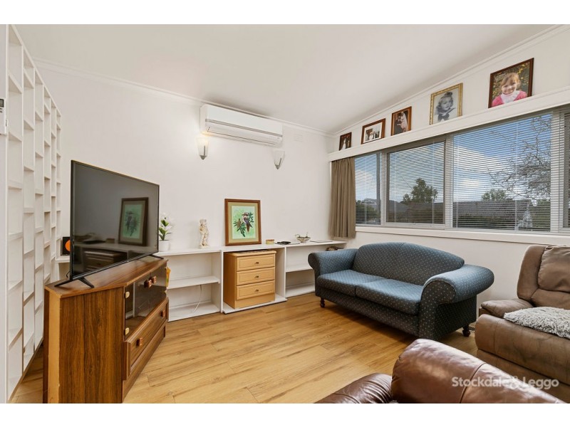 22 Blackmore Avenue, Leongatha VIC 3953