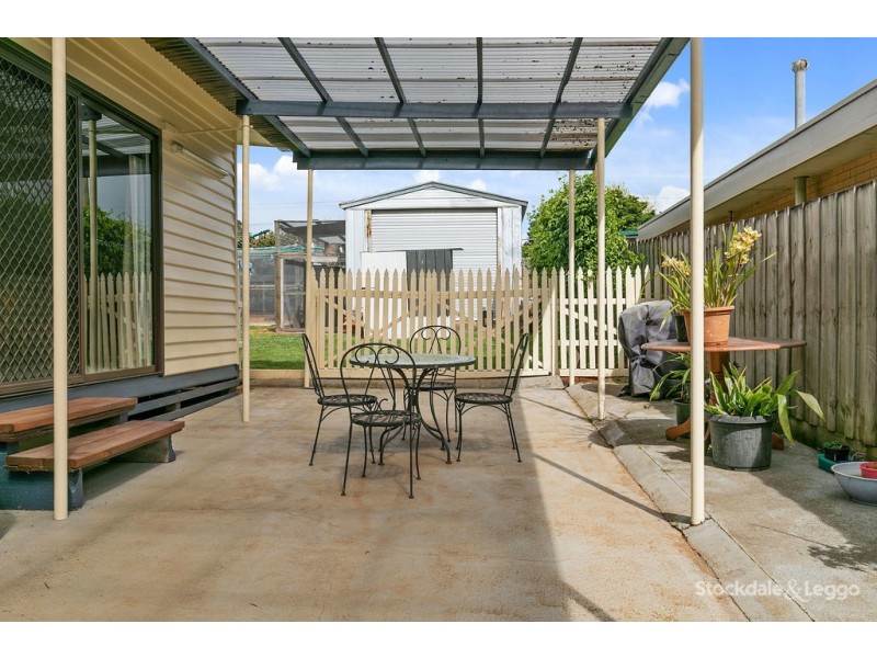 22 Blackmore Avenue, Leongatha VIC 3953