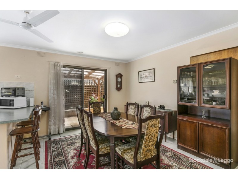 8 Valley View Crescent, Leongatha VIC 3953