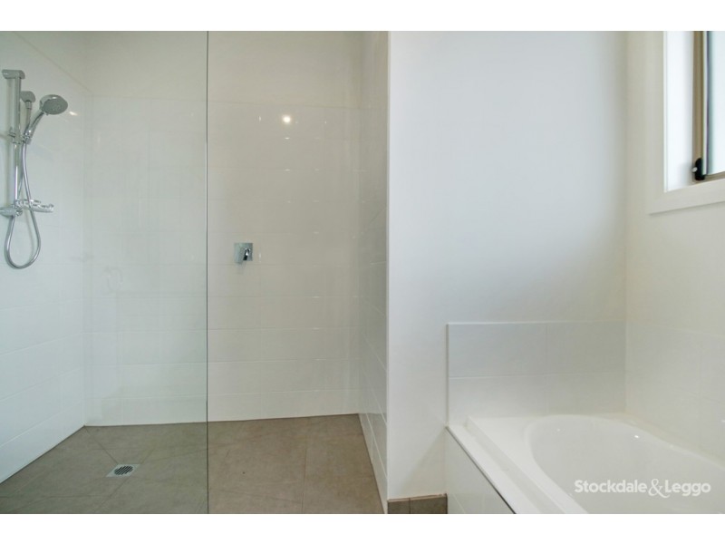 23 Willow Grove, Leongatha VIC 3953