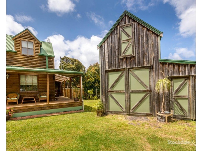 22 Birrahlea Street, Waratah Bay VIC 3959