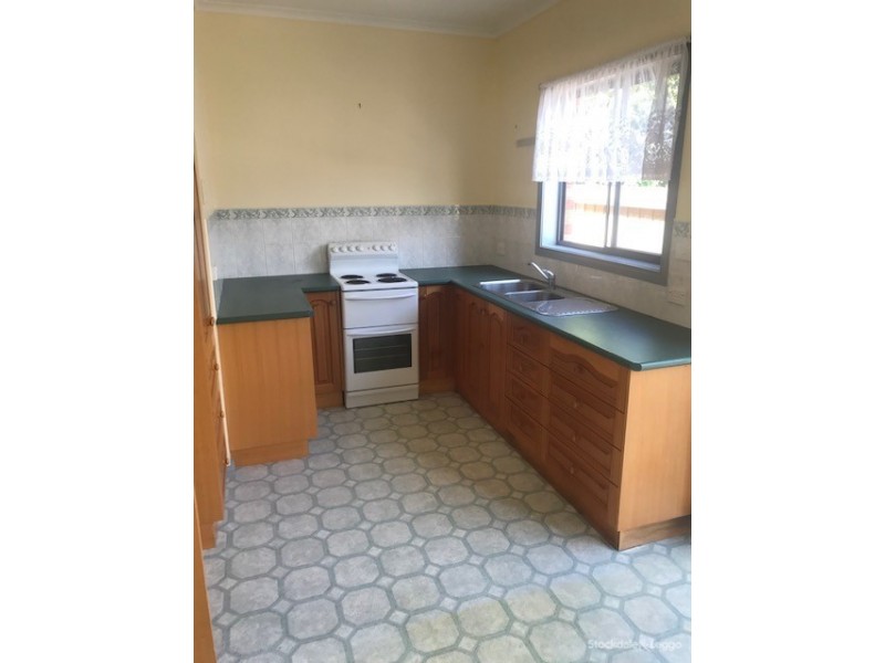 Foster VIC 3960