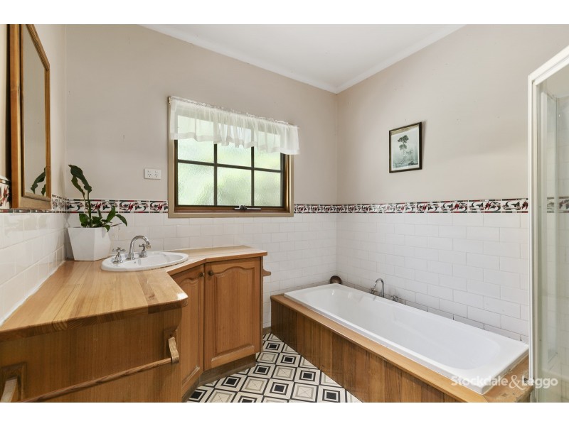 21 Mckitterick Street, Meeniyan VIC 3956