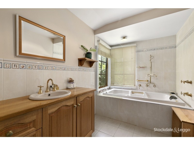 21 Mckitterick Street, Meeniyan VIC 3956